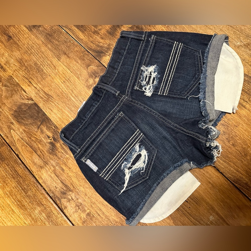 CUSTOM CINCH Jean shorts